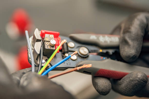 Best Affordable Emergency Electrician  in Abita Springs, LA